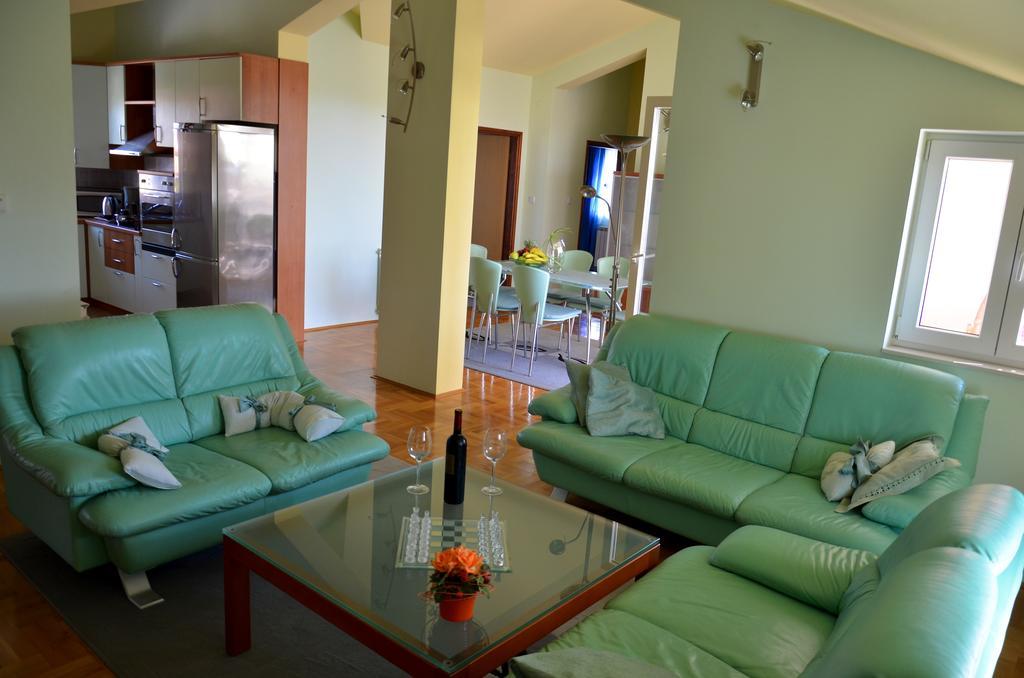 House Maric Apartamento Poreč Exterior foto